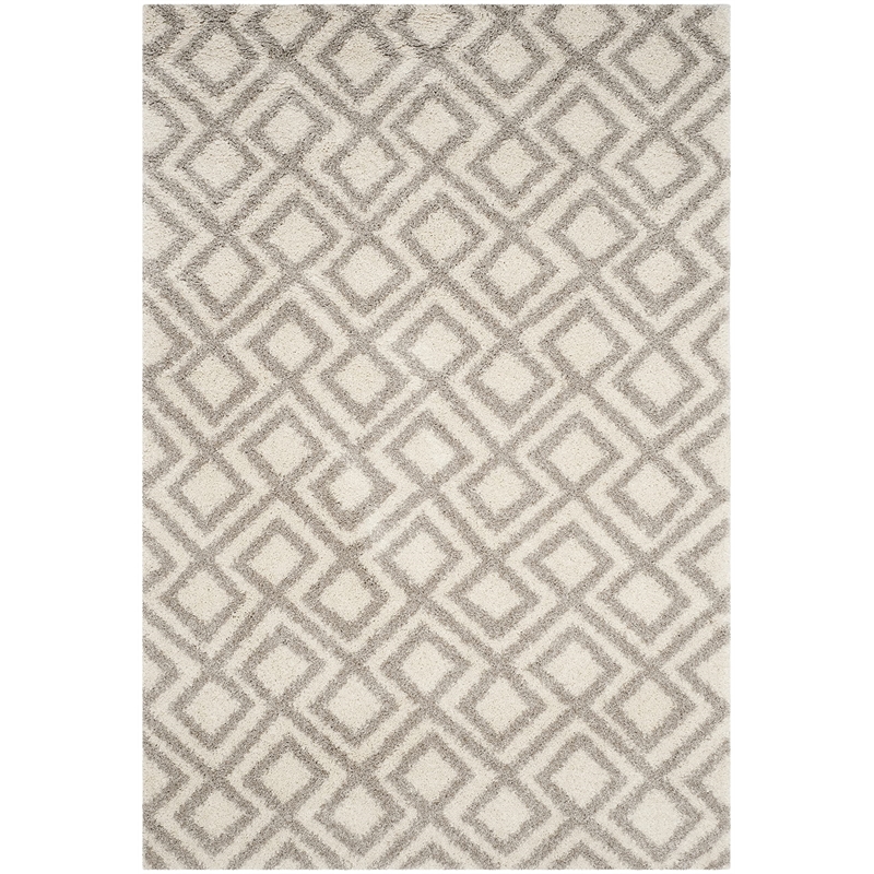 Safavieh Arizona Shag 4' X 6' Rug in Ivory and Beige