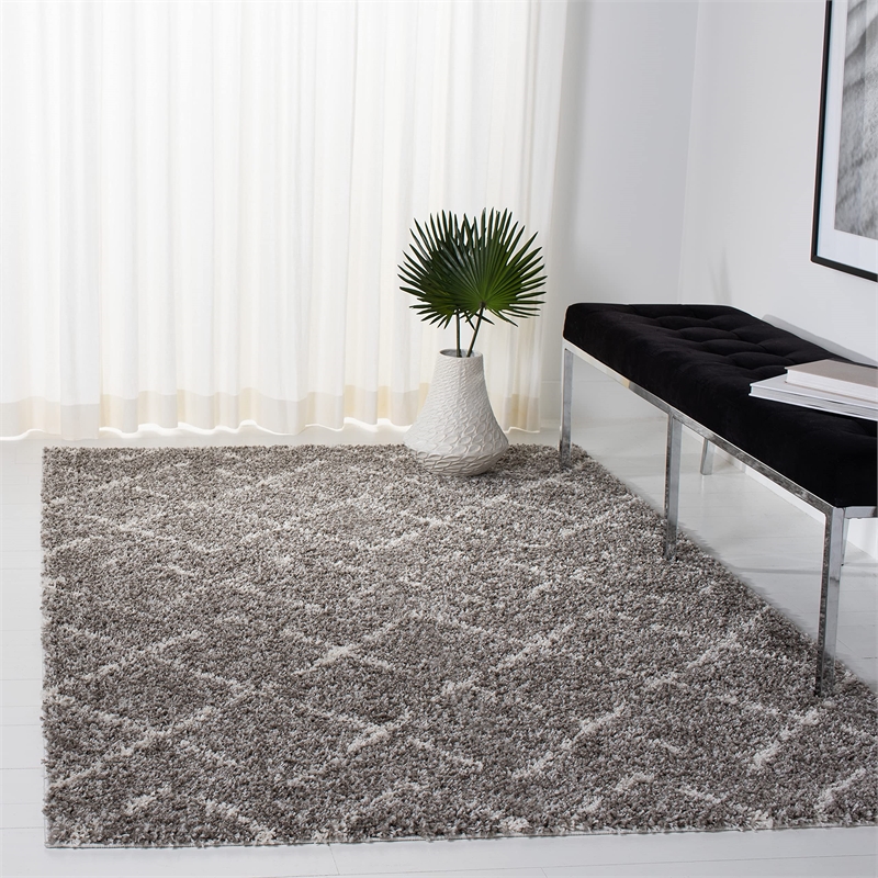 Safavieh Arizona Shag 4' X 6' Rug in Brown and Ivory