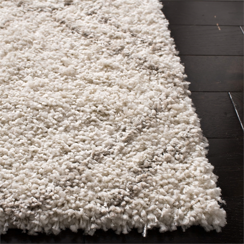 Safavieh Arizona Shag 4' X 6' Rug in Ivory and Beige