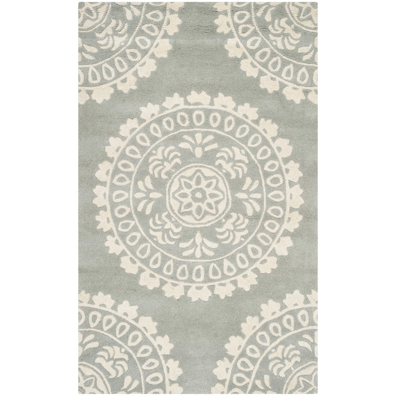 Safavieh Bella 3' X 5' Hand Tufted Wool Pile Rug in Gray and Ivory