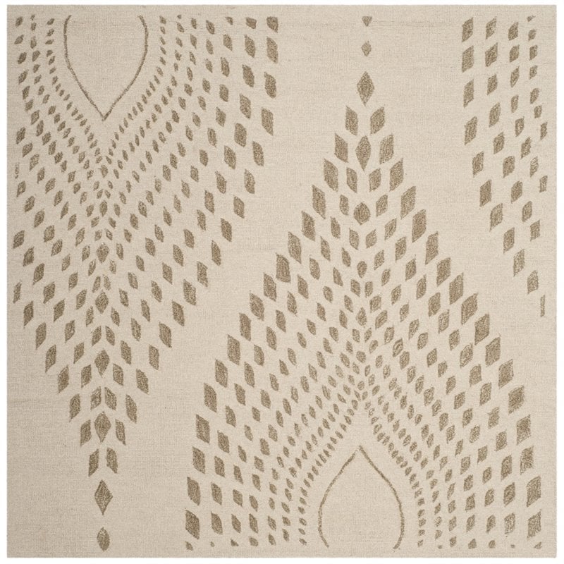 Safavieh Bella 6' X 9' Hand Tufted Wool Pile Rug in Sand and Brown