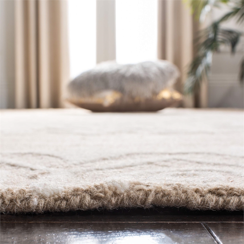 Safavieh Bella 8' X 10' Hand Tufted Wool Pile Rug in Beige and Ivory
