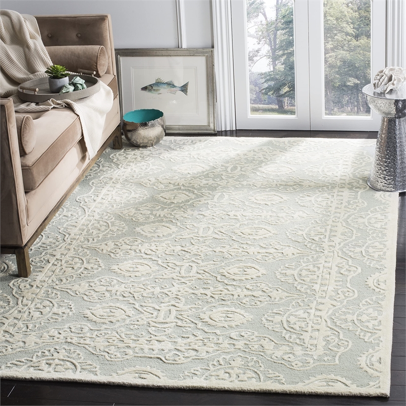 Safavieh Bella 6' X 9' Hand Tufted Wool Pile Rug in Gray and Ivory