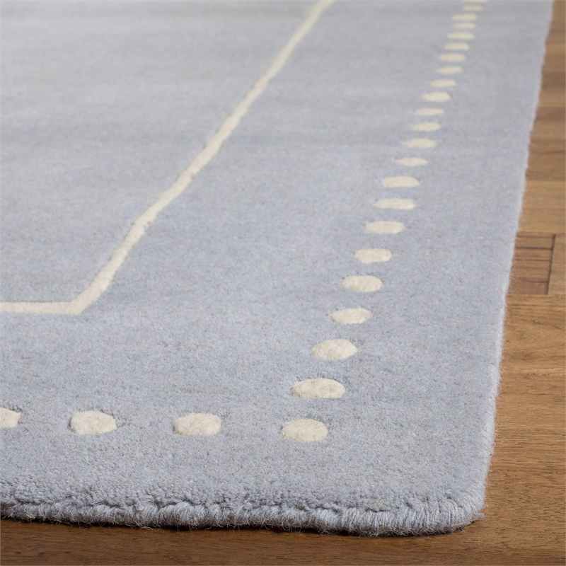 Safavieh Bella 8' X 10' Hand Tufted Wool Rug in Light Blue and Ivory