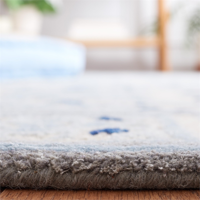 Safavieh Bella 8' X 10' Hand Tufted Rug in Ivory and Blue