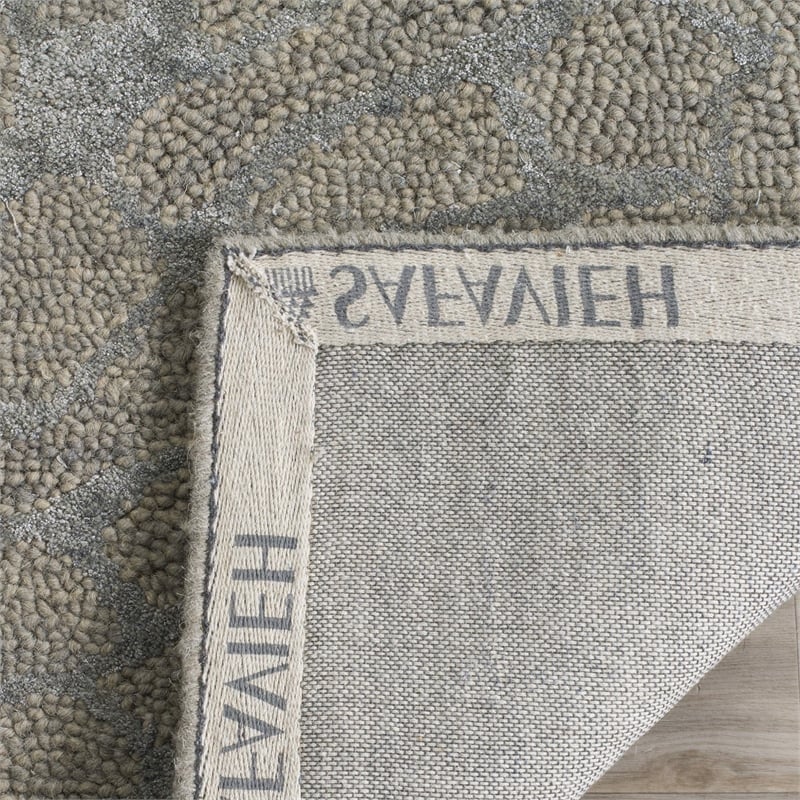 Safavieh Blossom 4' X 6' Hand Hooked Rug in Gray and Gray