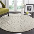 Safavieh Casablanca Shag 6' X 6' Round Hand Woven Rug in Ivory