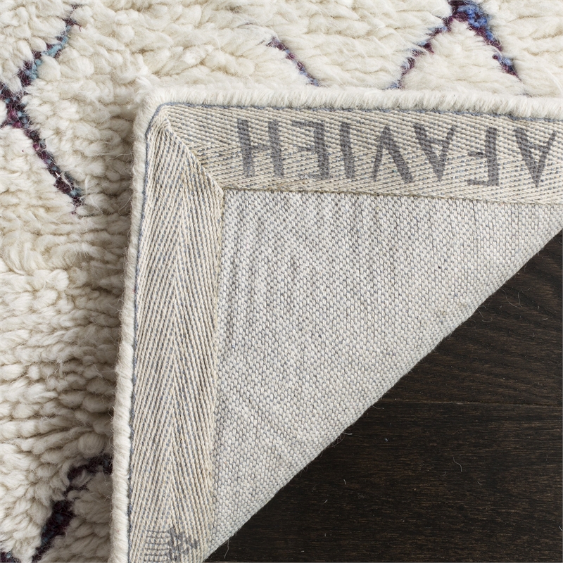 Safavieh Casablanca Shag 6' X 9' Hand Woven Rug in Ivory