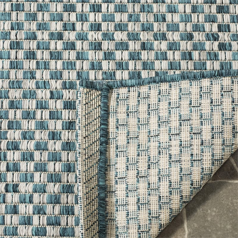 Safavieh Courtyard 6' 7