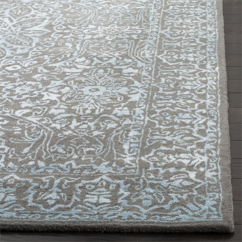Safavieh Glamour 8' X 10' Hand Tufted Wool Rug in Blue and Dark Gray