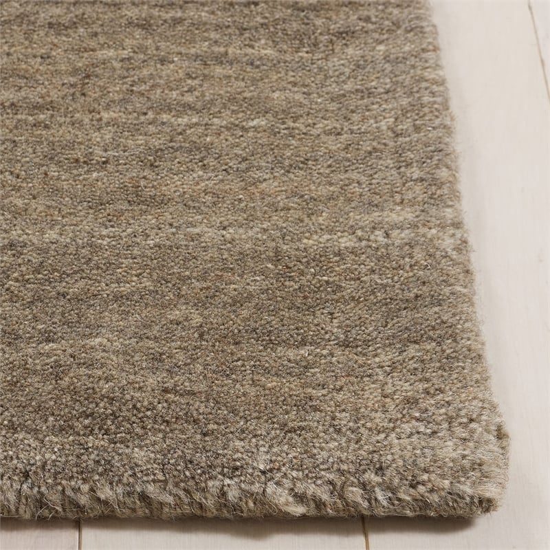 Safavieh Himalaya 8' X 10' Hand Loomed Rug in Taupe