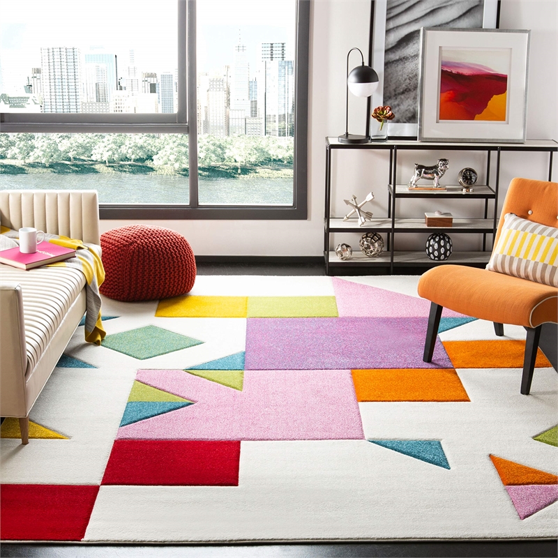 Safavieh Hollywood 8' X 10' Rug in Ivory and Rose