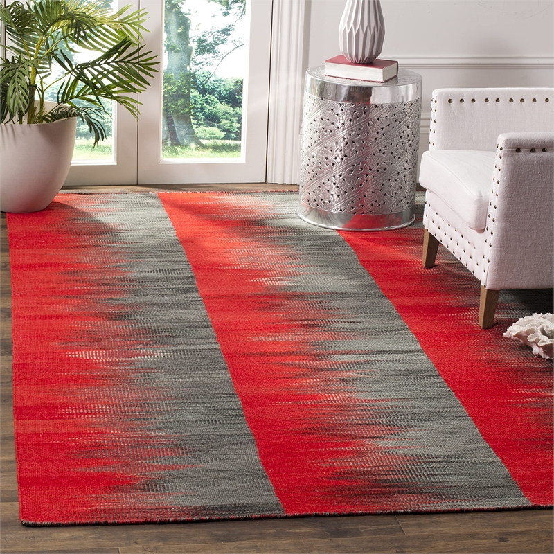 Safavieh Kilim 8' X 10' Hand Woven Wool Pile Rug in Red and Charcoal