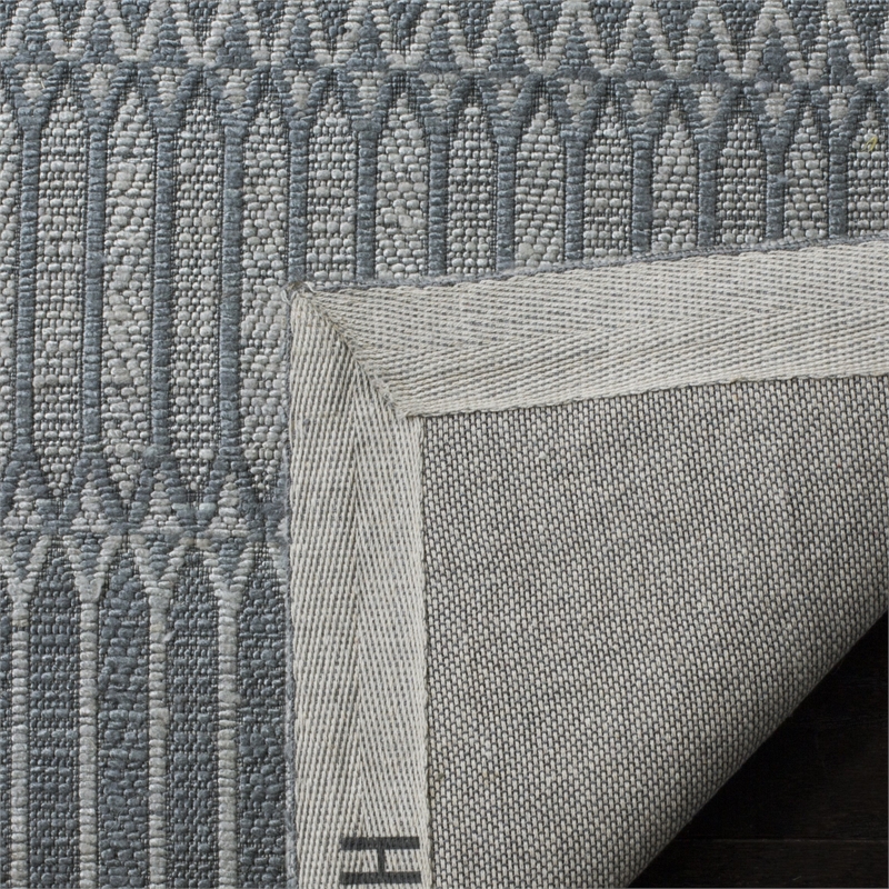 Safavieh Marbella 6' X 9' Hand Woven Bamboo Viscose Rug in Silver