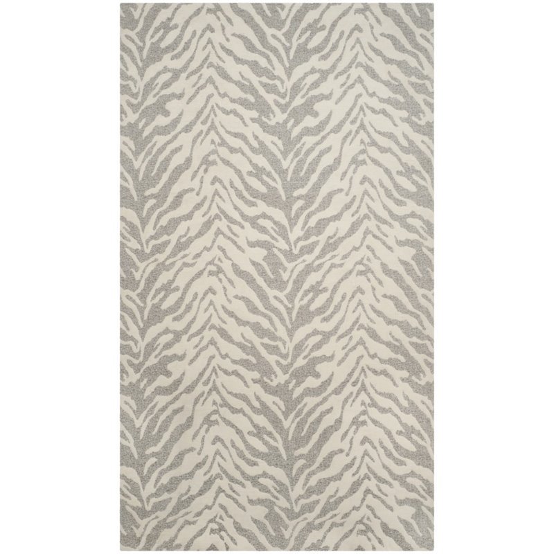 Safavieh Marbella 5' X 8' Hand Woven Rug in Light Gray and Ivory