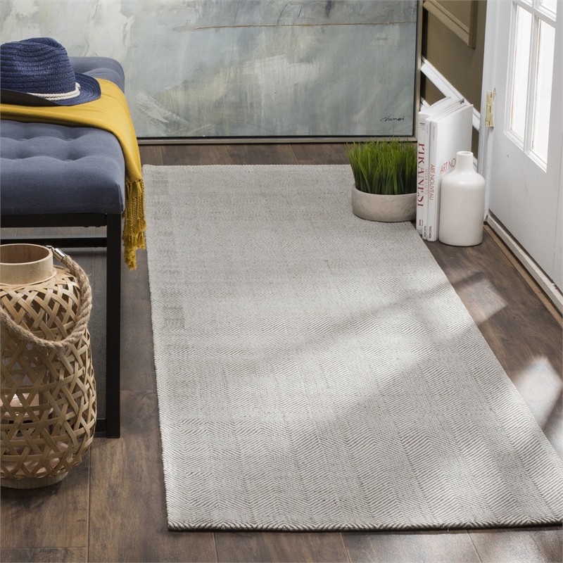Safavieh Marbella 8' X 10' Hand Woven Rug in Light Blue