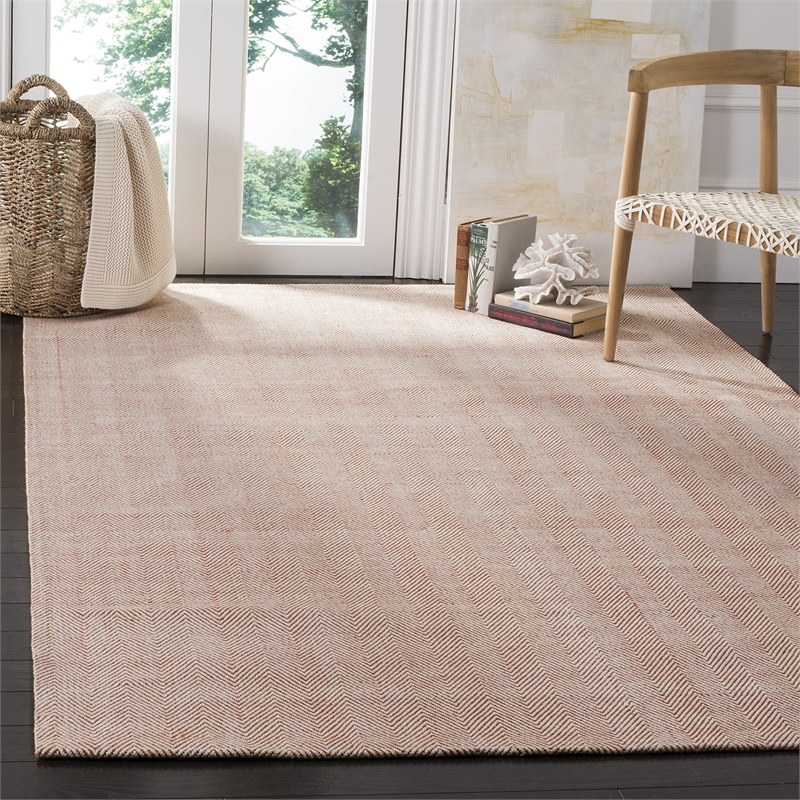 Safavieh Marbella 5' X 8' Hand Woven Rug in Red