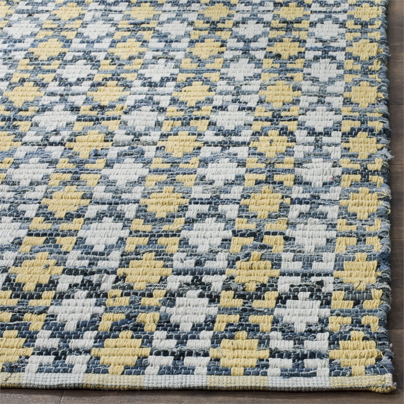 Safavieh Montauk 8' X 10' Hand Woven Cotton Pile Rug in Gold