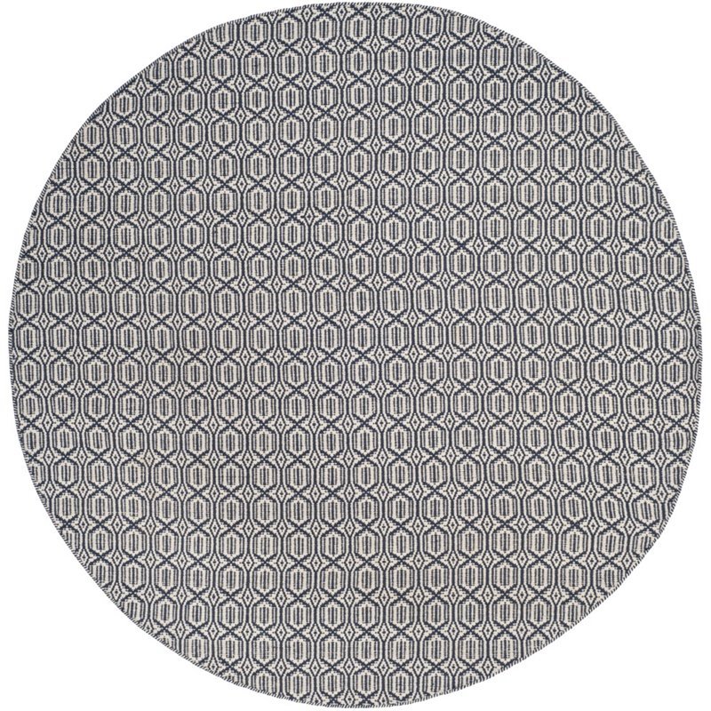 Safavieh Montauk 6' X 6' Round Hand Woven Cotton Rug in Ivory and Navy