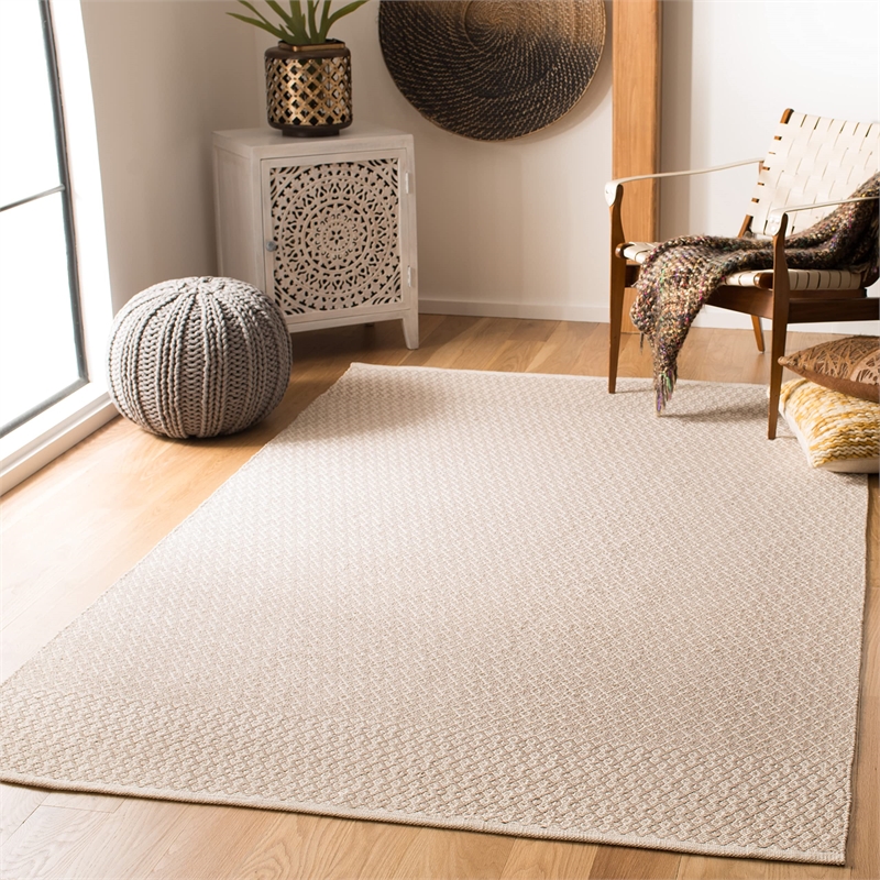 Safavieh Montauk 6' X 9' Hand Woven Cotton Pile Rug in Ivory and Gray