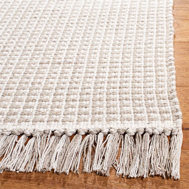 Safavieh Montauk 8' X 10' Hand Woven Cotton Pile Rug in Ivory and Gray