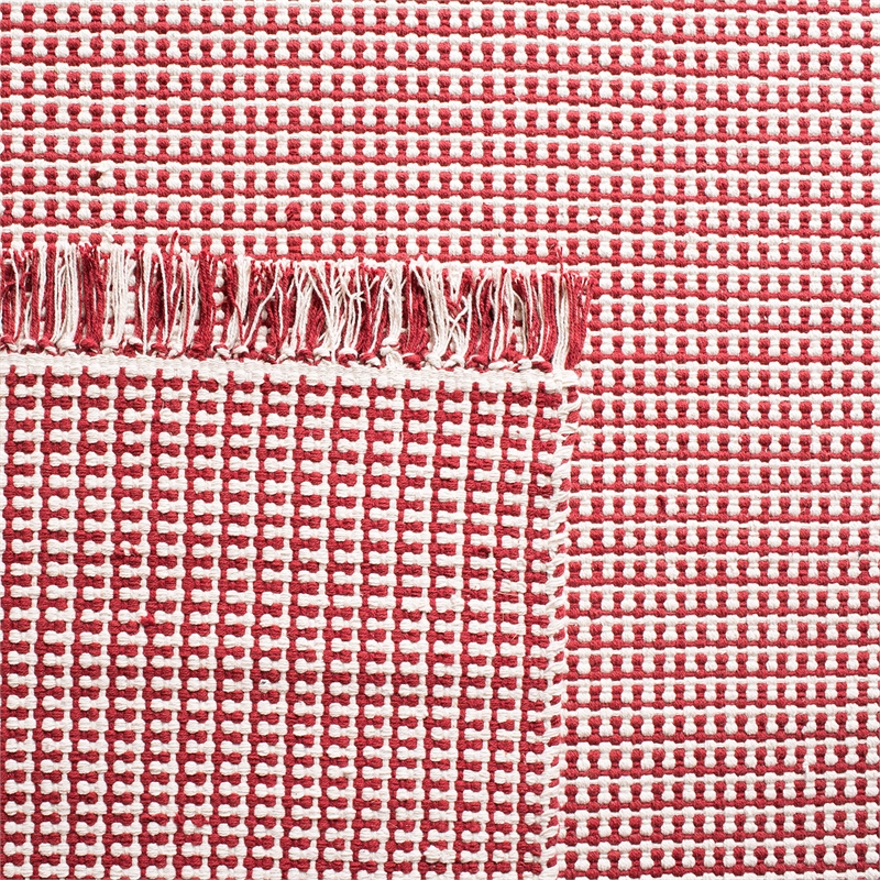 Safavieh Montauk 6' X 6' Round Hand Woven Cotton Rug in Ivory and Red