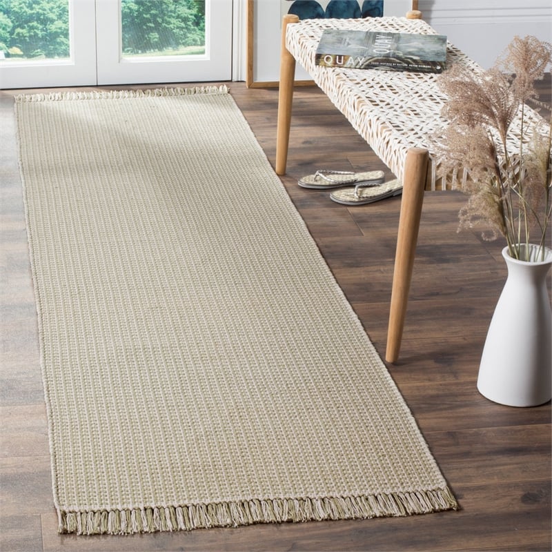 Safavieh Montauk 8' X 10' Hand Woven Cotton Rug in Ivory and Green