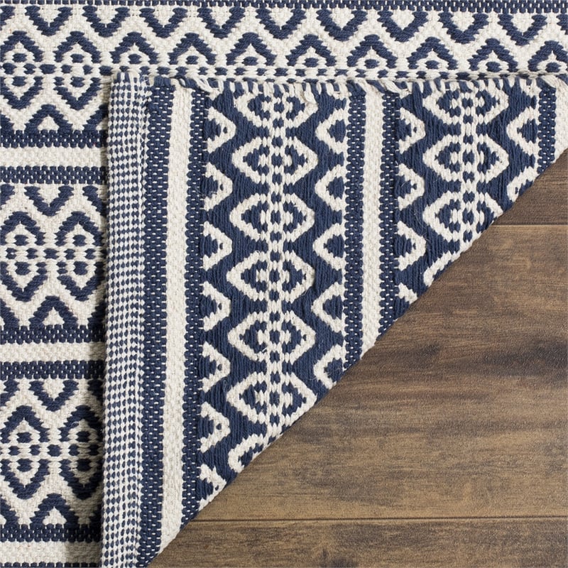Safavieh Montauk 3' X 5' Hand Woven Cotton Pile Rug in Ivory and Navy