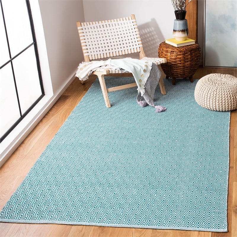 Safavieh Montauk 5' X 8' Hand Woven Cotton Rug in Ivory and Turquoise