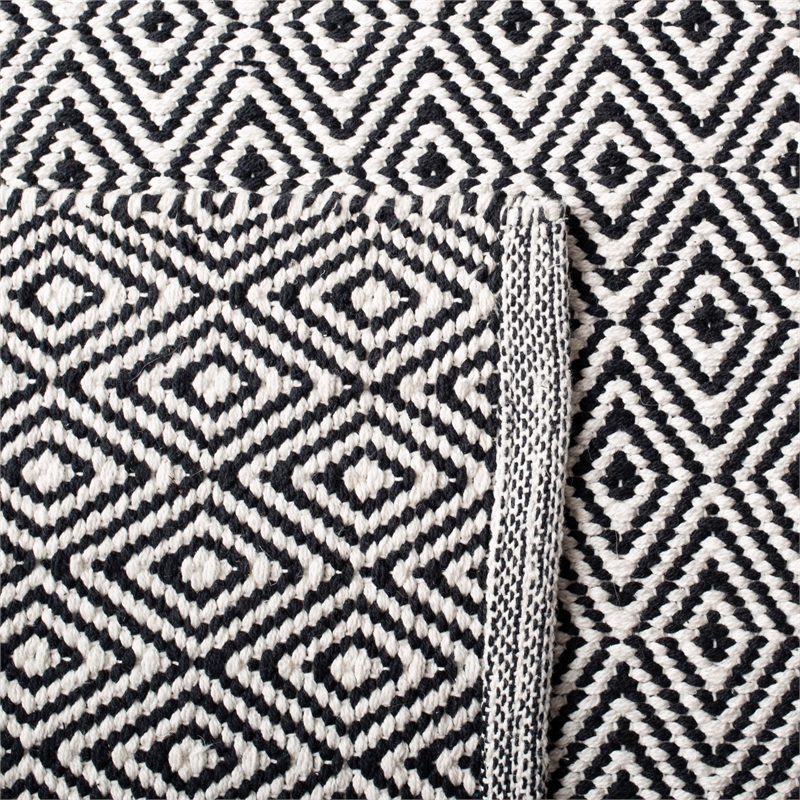 Safavieh Montauk 9' X 12' Hand Woven Cotton Pile Rug in Ivory and Navy
