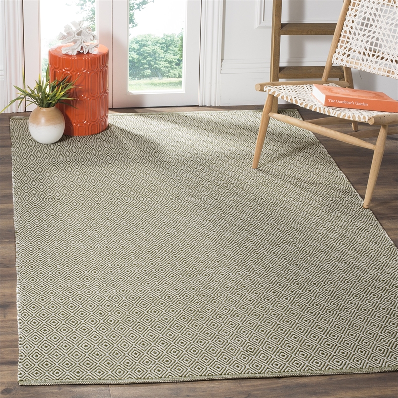 Safavieh Montauk 5' X 8' Hand Woven Cotton Pile Rug in Ivory and Green