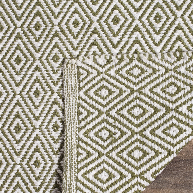 Safavieh Montauk 5' X 8' Hand Woven Cotton Pile Rug in Ivory and Green