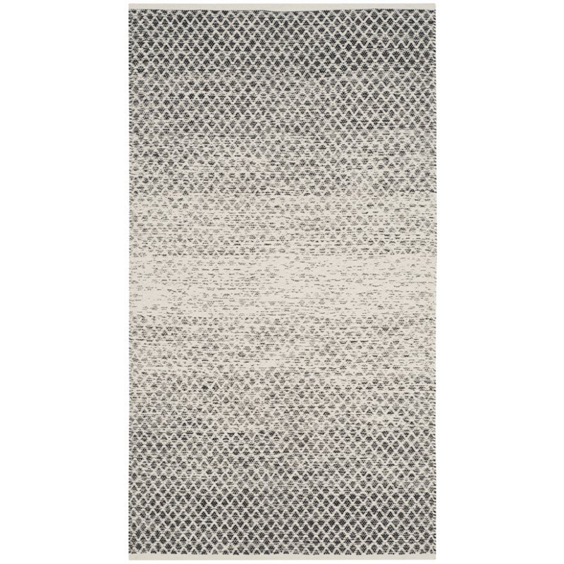 Safavieh Montauk 3' X 5' Hand Woven Cotton Pile Rug in Black and Ivory
