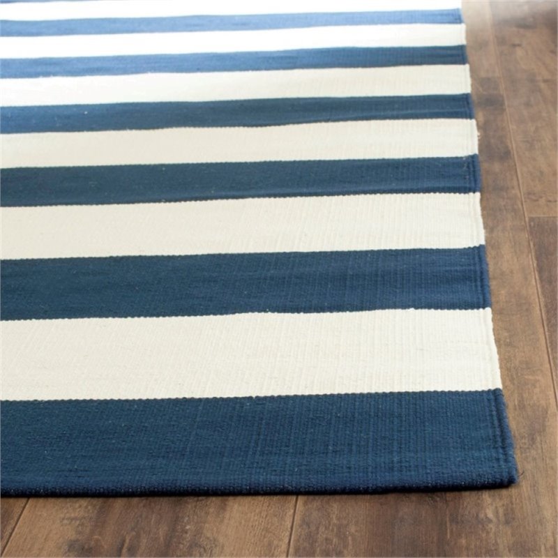 Safavieh Montauk 8' X 8' Square Hand Woven Cotton Rug