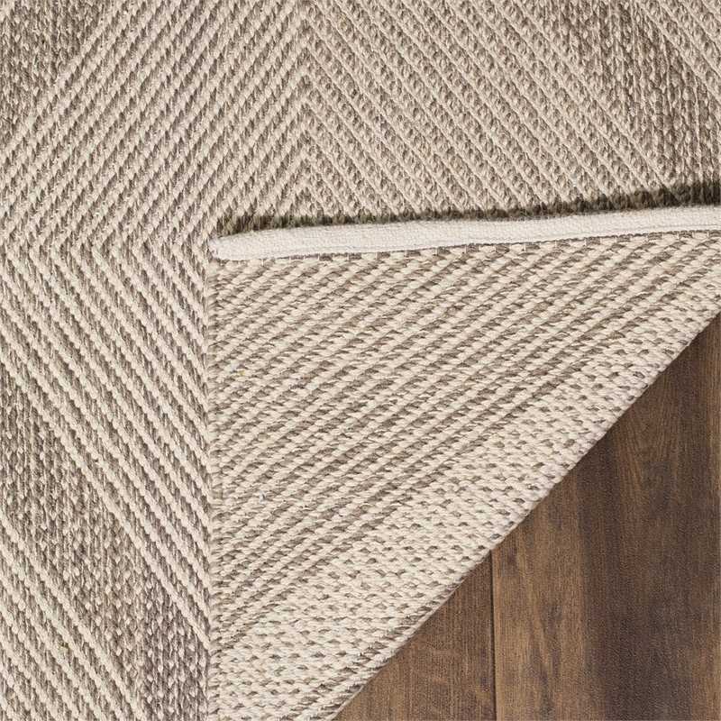 Safavieh Montauk 4' X 6' Hand Woven Cotton Rug in Gray