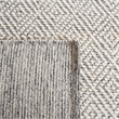 Safavieh Natura 4' X 6' Hand Tufted Rug in Ivory and Light Gray