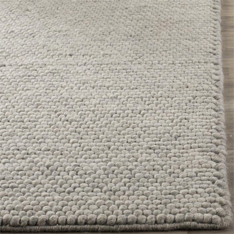 Safavieh Natura 5' X 8' Hand Tufted Rug in Silver