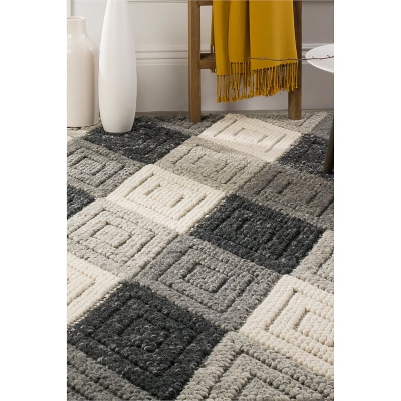 Safavieh Natura 8' X 10' Hand Tufted Rug in Anthracite
