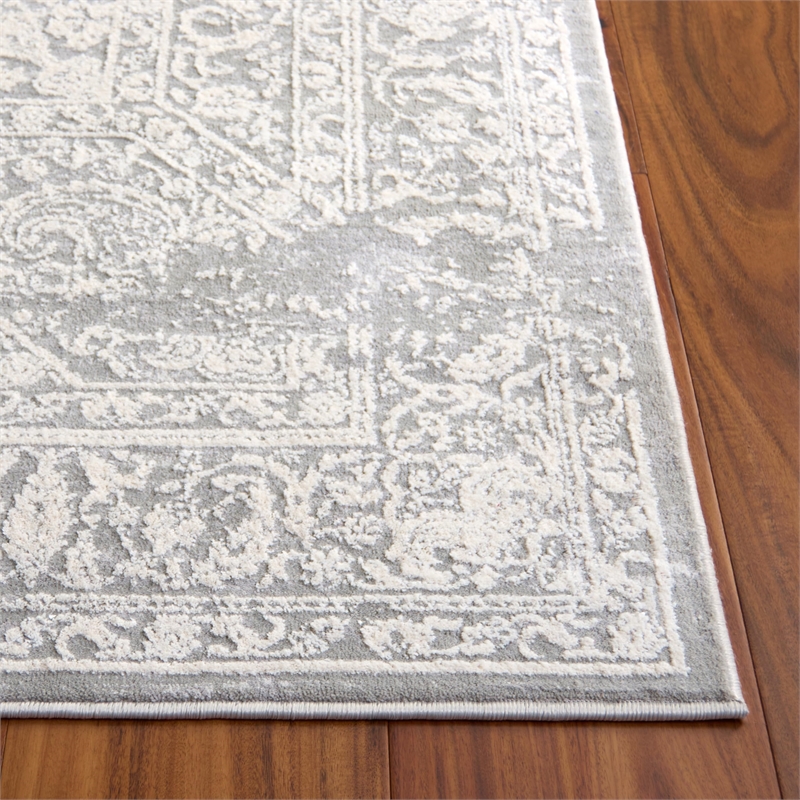 Safavieh Princeton 2' X 8' Rug in Silver and Anthracite