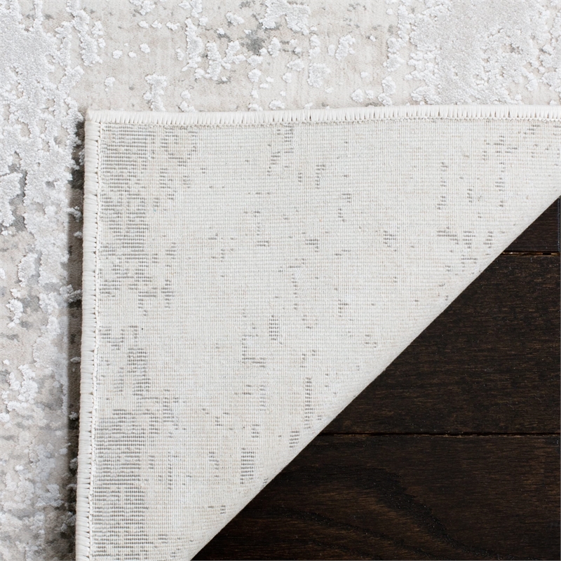 Safavieh Princeton 4' X 6' Rug in Beige and Gray