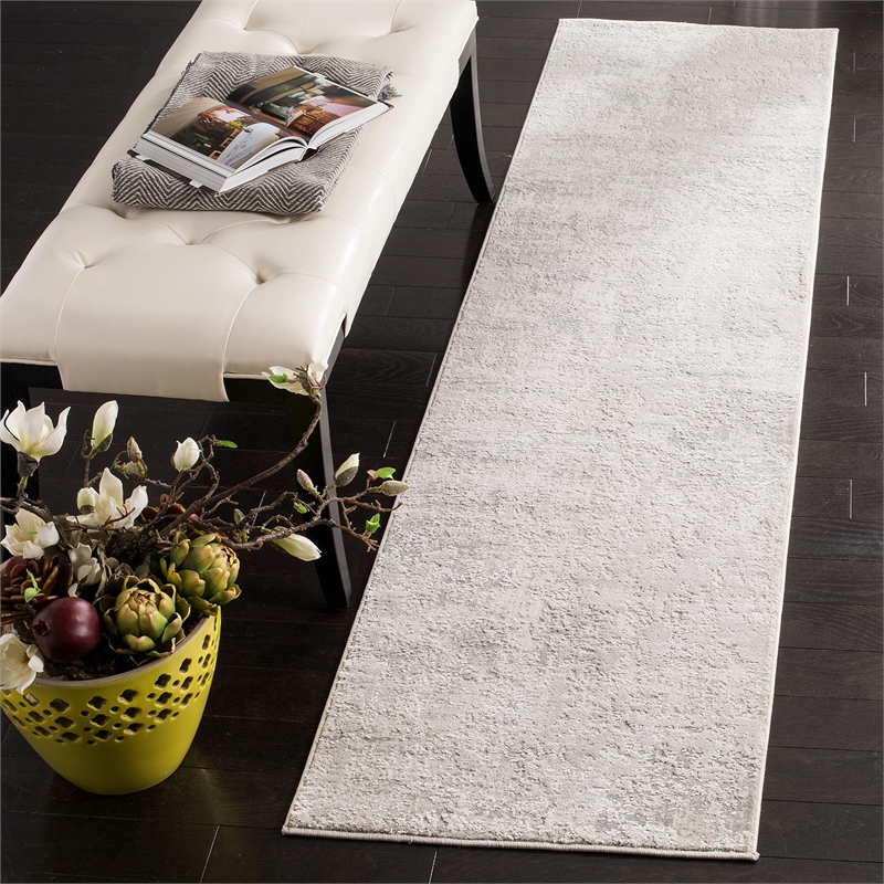 Safavieh Princeton 2' X 8' Rug in Beige and Cream
