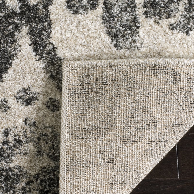 Safavieh Retro 3' X 5' Rug in Cream and Gray