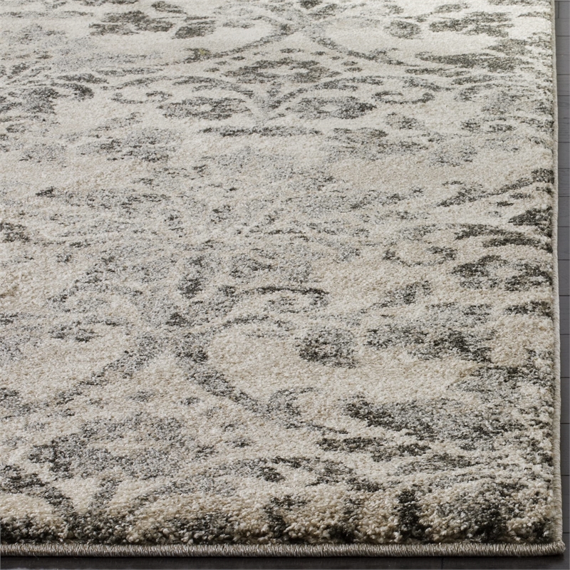 Safavieh Retro 5' X 8' Rug in Cream and Gray