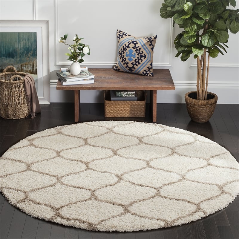Safavieh Hudson Shag 7' X 7' Round Rug in Ivory and Beige