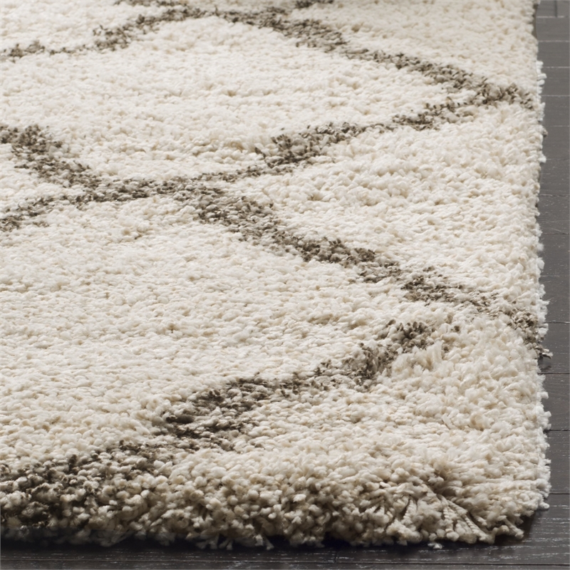 Safavieh Hudson Shag 4' X 6' Rug in Ivory and Gray