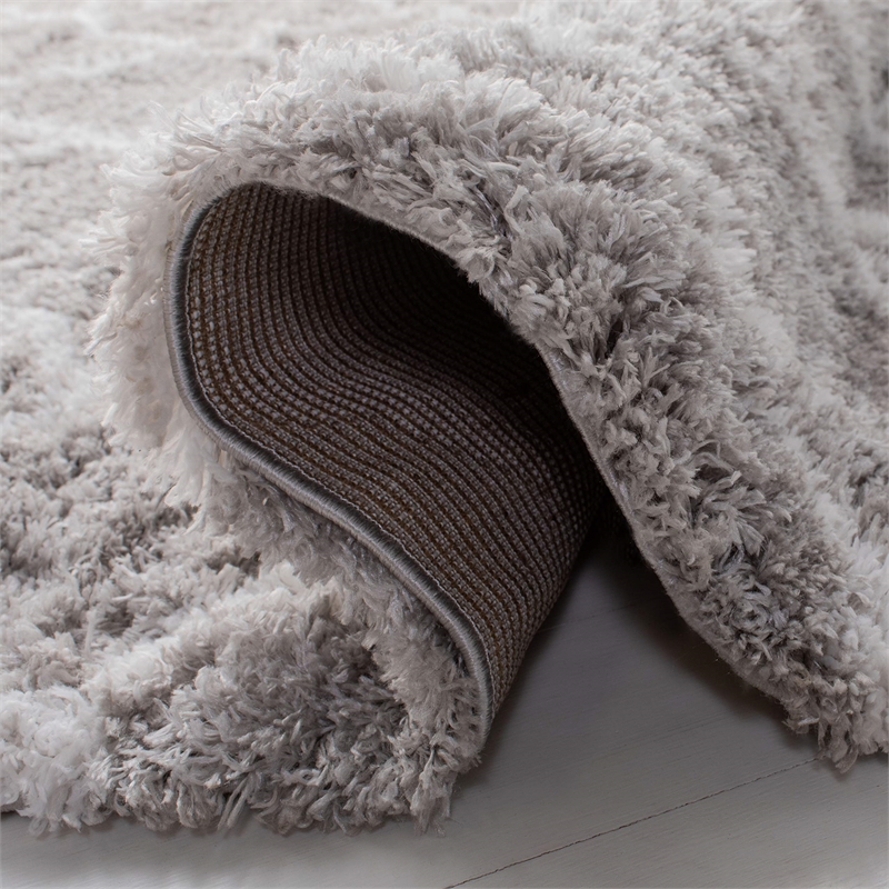 Safavieh Indie Shag 4' X 6' Rug in Gray and Ivory