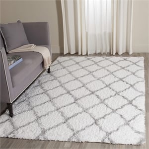 Safavieh Indie Shag 6' 7&quot X 9' 2&quot Rug in Ivory and Gray