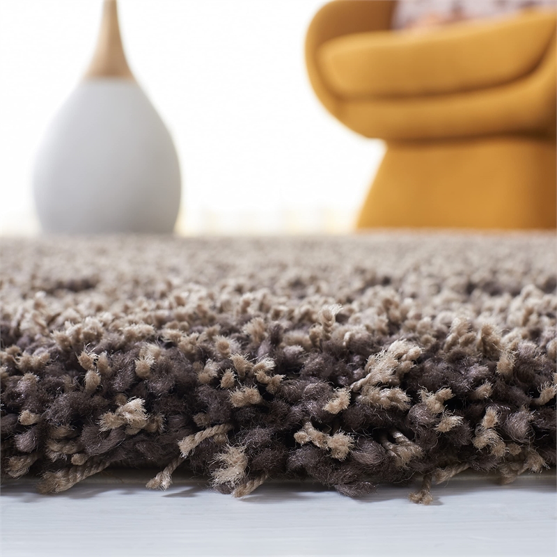 Safavieh Santa Monica Shag 4' X 6' Rug in Mushroom
