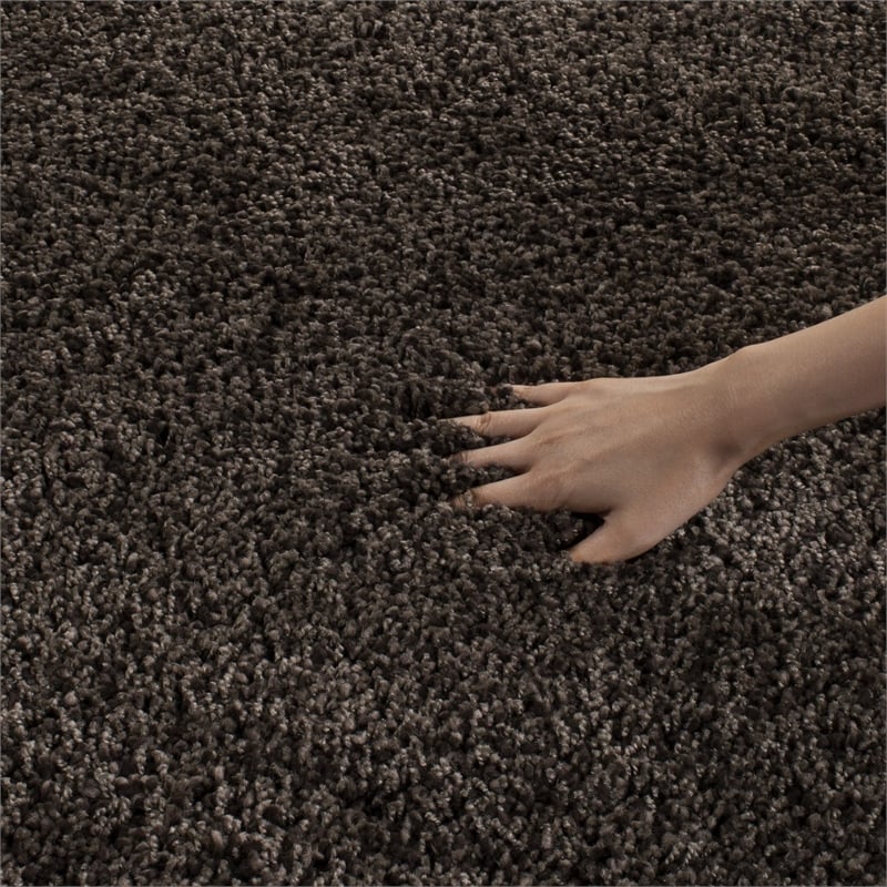 Safavieh Santa Monica Shag 4' X 6' Rug in Mushroom