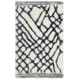 Safavieh Toronto Shag 4' X 6' Hand Tufted Rug in Ivory and Blue